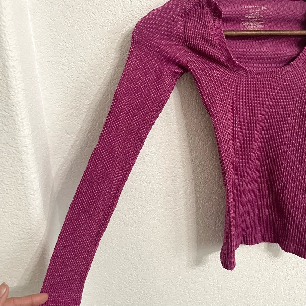 NWT Free People Womens Shirt Clean Slate Seamless Boysenberry Size Medium Large - Picture 6 of 10